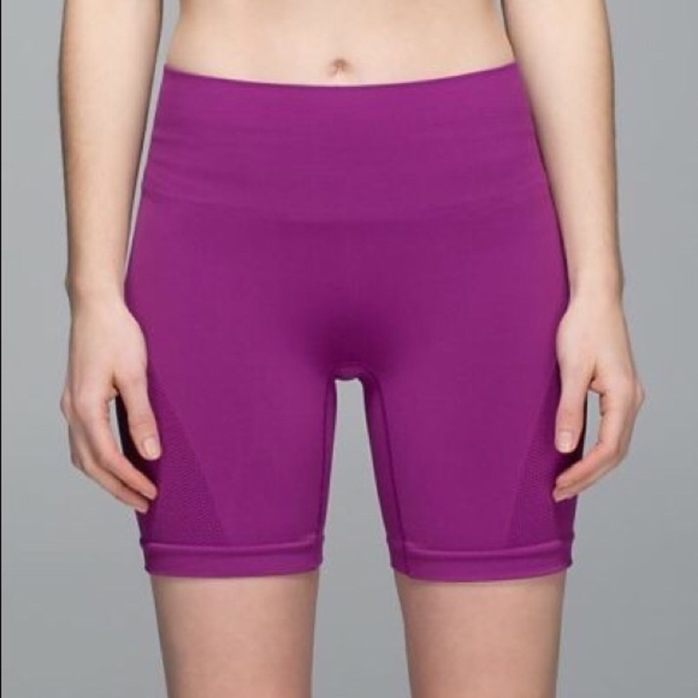 Magenta Sculpt Short NWOT!